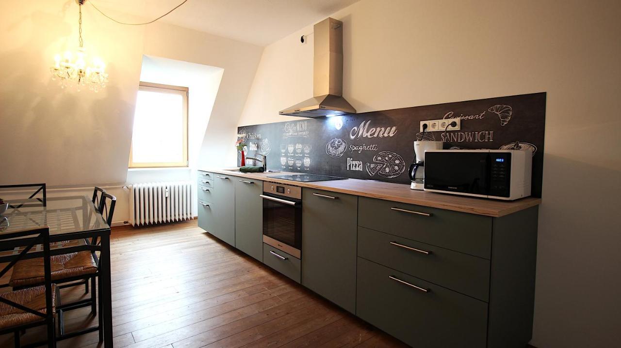 Zentrale Stadtwohnung - Direkt Am Main, Park-Ausblick Würzburg Eksteriør billede